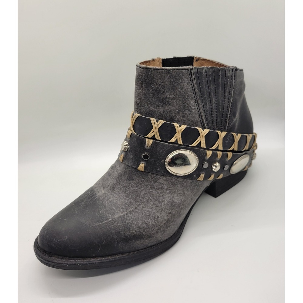 Circle G by Corral Q5064 Harness Western Boho Booties Women 7 Distressed Leather